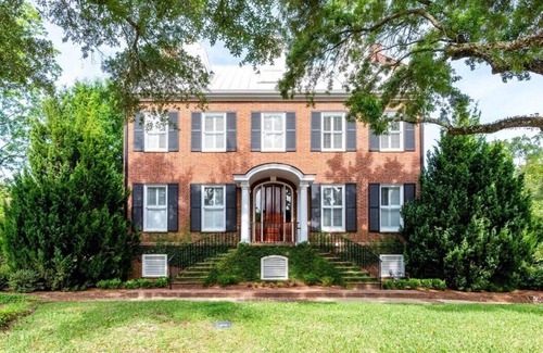 Fairhope Casa | 109 Whole House the Church St Collection with Pool
