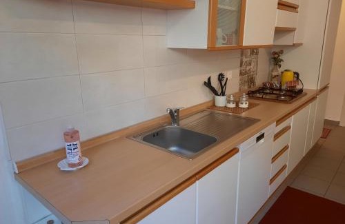 Morbio Inferiore Apartamento | #10ilnumeroperfetto, independent entrance, private parking & garten
