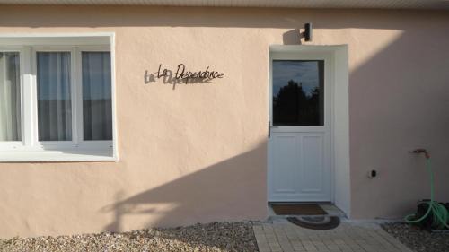 Quincy-Voisins Casa | 10km to Disneyland - Terrace Parking & Sleeps 4