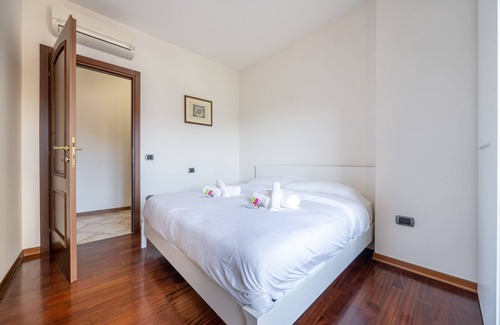 San Faustino-Madonnina-Quattroville Apartamento | [10min Dalla Ghirlandina] Love and Relax in Modena