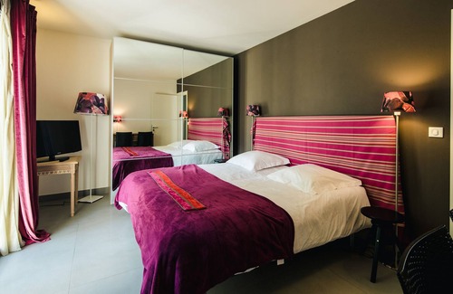 Tavel Villa | 10min from Avignon, La Villa d'Ambre - Domaine de la Mordorée, Tavel, 8 people max