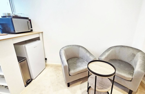 Churchill Apartamento | 10min walk to Victoria Station | 20min walk to Buckingham Palace | Clean & Cosy