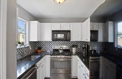 Converse Casa | 10Min2RandolphAFB~20Min2FtSH~4B/2.5B~PetFriendly!
