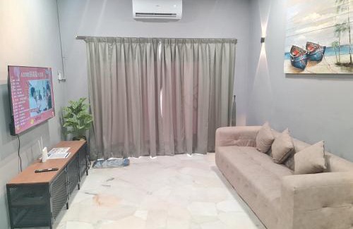 Taman Dato Haji Abdul Samad Apartamento | 10pax BAYU BEACH, SEASIDE, WATERSPORT, Pool, Bbq, Wifi, 50"TV