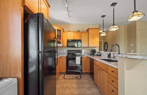 Bellaire Condominio | 10th fairway condo, Beautiful Views,SpaciousDeck