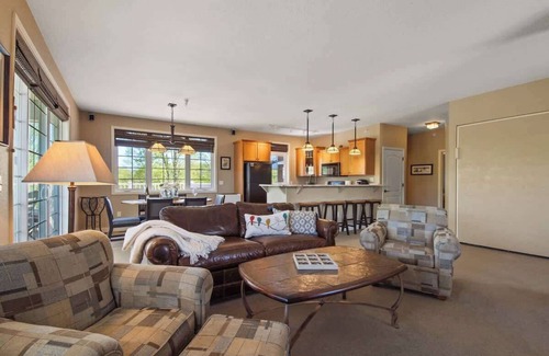 Bellaire Condominio | 10th fairway condo, Beautiful Views,SpaciousDeck