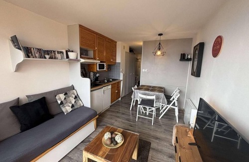 Jeux Apartamento | 10m del centro estación, 10.o piso, balcón, tv, local para esquís, 26m², Alpe d'Huez