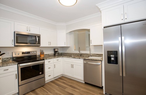 Pinehurst Condominio | 11 E Pinehurst Manor