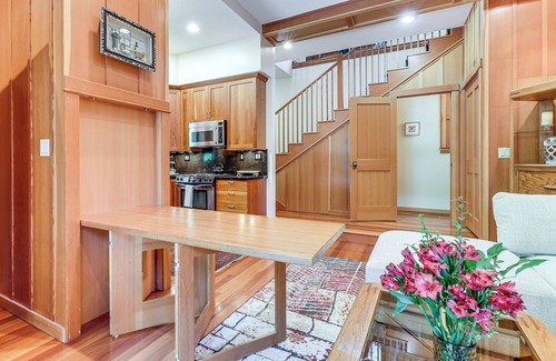 Napa Cabaña | 11 Mi to Downtown Napa: Wine Country Cottage