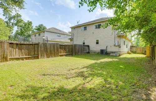 Northeast Houston Casa | 11 Mi to Dtwn Houston Pet-Friendly Home with Yard!