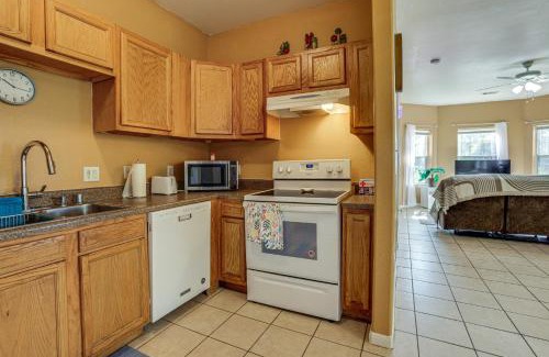 Northeast Houston Casa | 11 Mi to Dtwn Houston Pet-Friendly Home with Yard!
