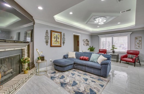 Westwego Casa | 11 Mi to NOLA Westwego Home with Sunroom!