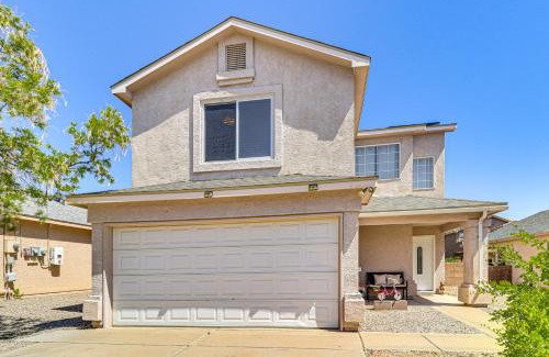 Ventana Ranch Casa | 11 Mi to River of Lights Family Home with Yard
