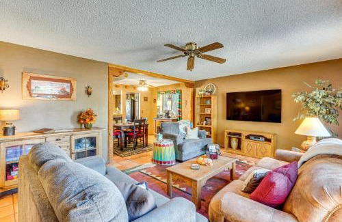 Tucson Casa | 11 Mi to Sabino Canyon SW-Style Home in Tucson