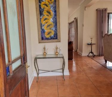 Botha's Hill Casa | 11-on-RobRoy calming space with 3 bedrooms&pool