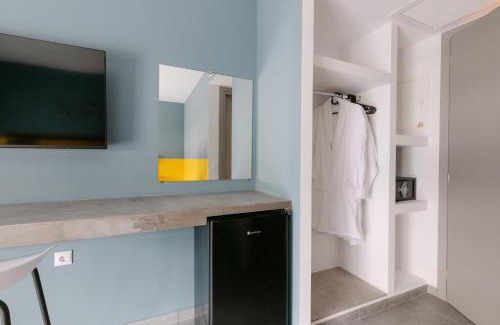 Kerameikos Hotel | 11 Reasons Why Metaxourgeio