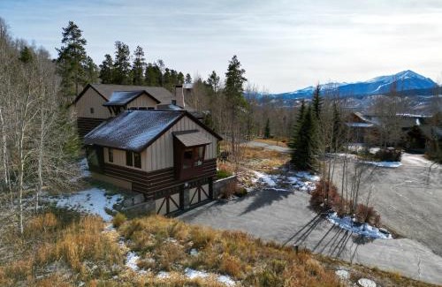 Hamilton Creek Casa | 11 Stormwatch Circle 4Br 3,5Ba home