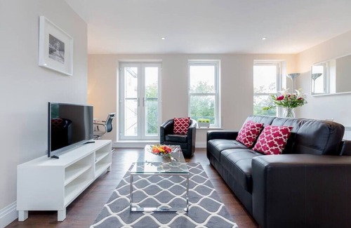 Reigate Apartamento | 11 Trinity House - 2 bedroom apartment