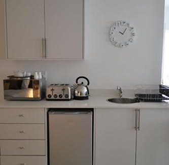 Woodmead Casa | 11 Woodmead Suites