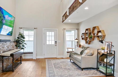 Castle Rock Casa | 110 Lewis St
