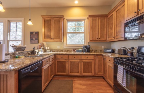 Bear Lake Reserve Condominio | 110 Saddle Notch Lane Lodge 4 at Bear Lake Reserve