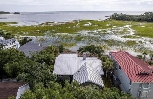 Saint Helena Island Casa | 111 Cardinal Crest - Resort Access & Golf Cart Included!