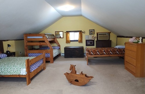 Sunbury Casa | 112-Acre Sheep Farm Guesthouse: animales, naturaleza, paisajes