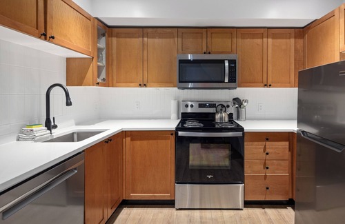 Village North Casa | 113 glaciares Alcanza un 2br con jacuzzi y piscina en Whistler Village
