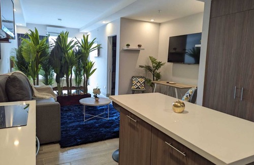 Heredia Apartamento | 113 Rocks, Ubicación perfecta para negocios y tener todo al alcance.