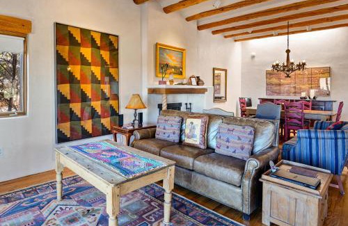 Historic Eastside Casa | 1130 Camino Delora Hummingbird