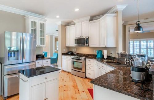 Folly Beach Casa | 114 W Huron - Sand Castle - Saltwater Pool - Heated upon request