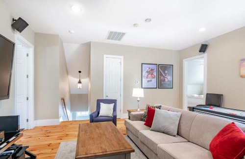 Folly Beach Casa | 114 W Huron - Sand Castle - Saltwater Pool - Heated upon request