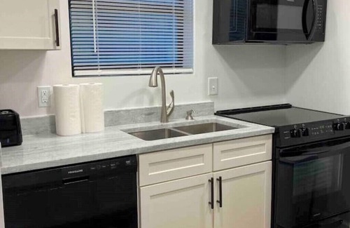 Daphne Condominio | 1146 New condo overlooking Mobile Bay