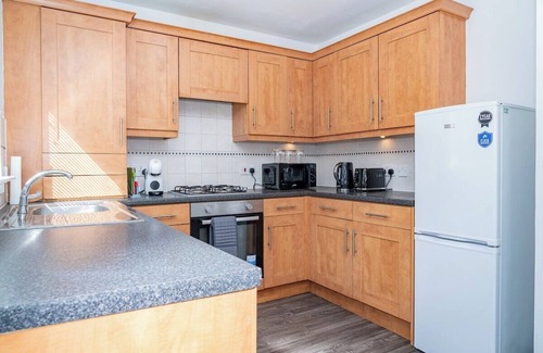 Liberton Casa | 115 Gracemount Drive · Luxury 3-Bed Townhouse | Free Parking | Central
