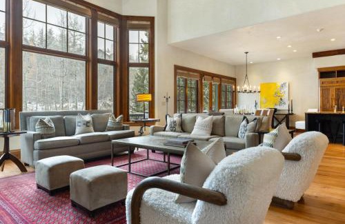 Village Walk Casa | 115 Village Walk