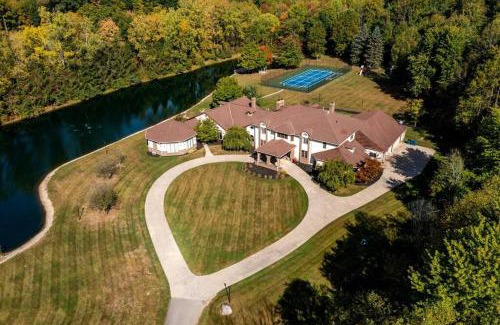Medina Casa | 12,700 sf 8 Room Mansion on 18 acres