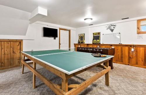 The Blue Mountains Chalet De Esquí | 12 Beds Sleep 16 Chalet with HotTub, 2min to Blue