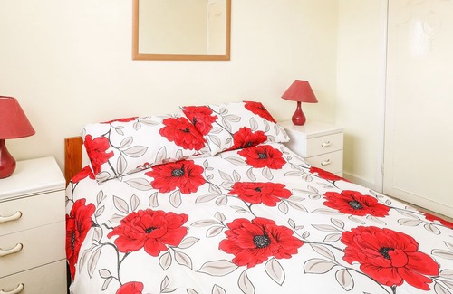 Great Yarmouth Casa | 12 BERMUDA HOLIDAY PARK, character holiday cottage in Hemsby
