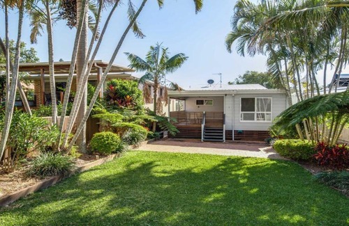 Moffat Beach Casa | 12 Bryce Street Moffat Beach QLD