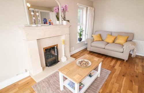 Buncrana Casa | 12 Hillview