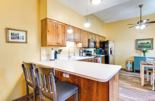 Gatewood Ranch Casa | 12 Mi to Dtwn Tucson: Tranquil Townhome w/ Office