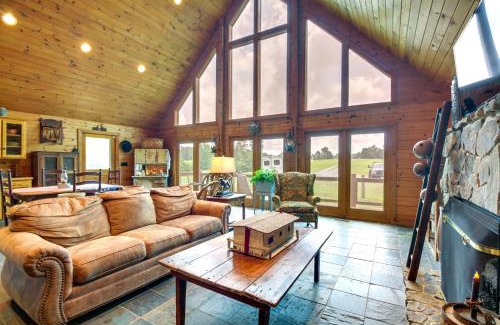 Republican Grove Casa | 12 Mi to Staunton River Nathalie Cabin with Deck