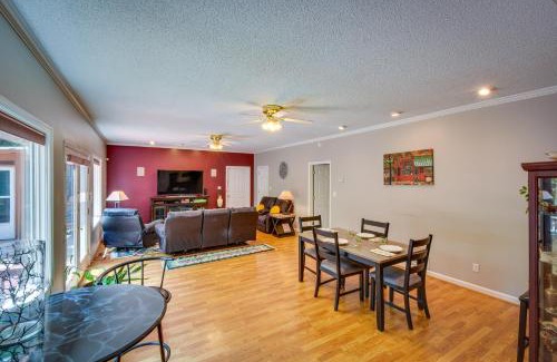 Watkinsville Casa | 12 Mi to UGA Campus Spacious Group Getaway!
