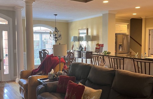 Bath Casa | 12 Minutes - Augusta National Golf Club, brick home located in North Augusta, SC