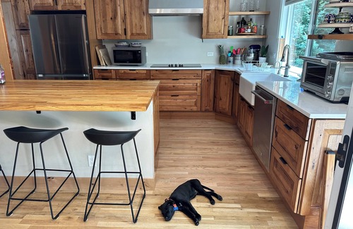 Moose Wilson Road Casa | 12 minutes to Grand Teton National Park. Pet Friendly.