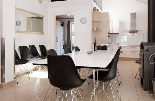 Lystrup Casa | 12 Person Holiday Home in Ega-by Traum