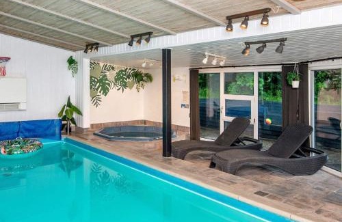 Fjellerup Strand Casa | 12 person holiday home in Glesborg-By Traum