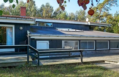 Bedegaard Casa | 12 person holiday home in Nexø