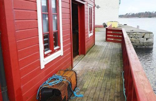 Selje Casa | 12 person holiday home in Selje-By Traum