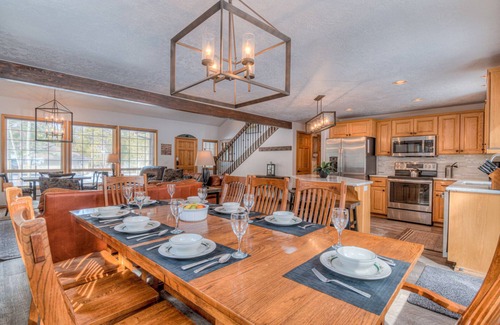Deer Park Casa | 12 sharc passes, game room, hot tub, Perfect family home, foosball, two story